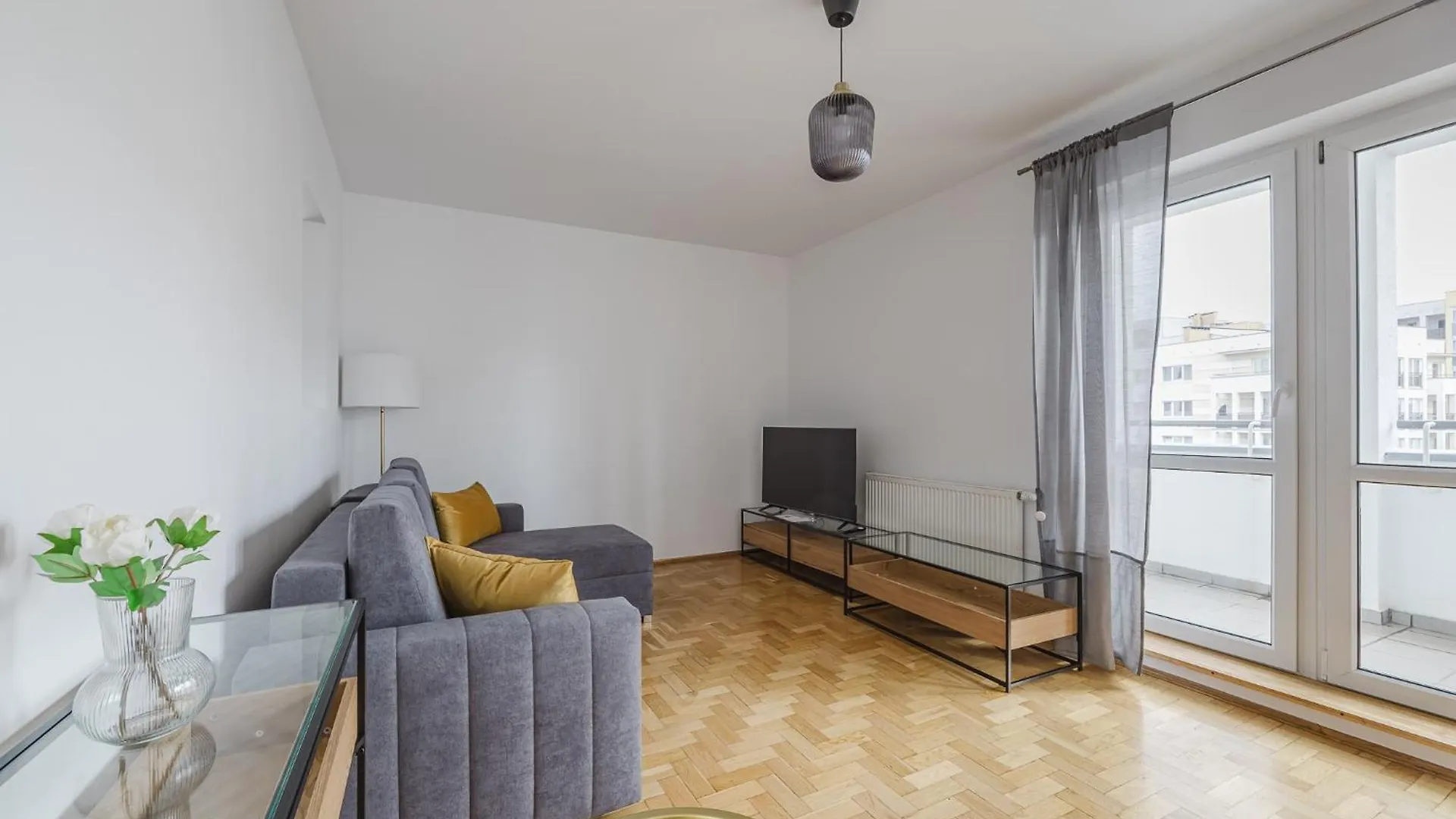 Katowicka Comfort Apartment By Bookinghost Poznań
