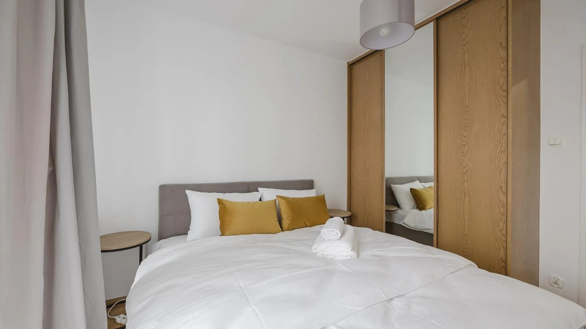 Katowicka Comfort Apartment By Bookinghost Poznań 0*,