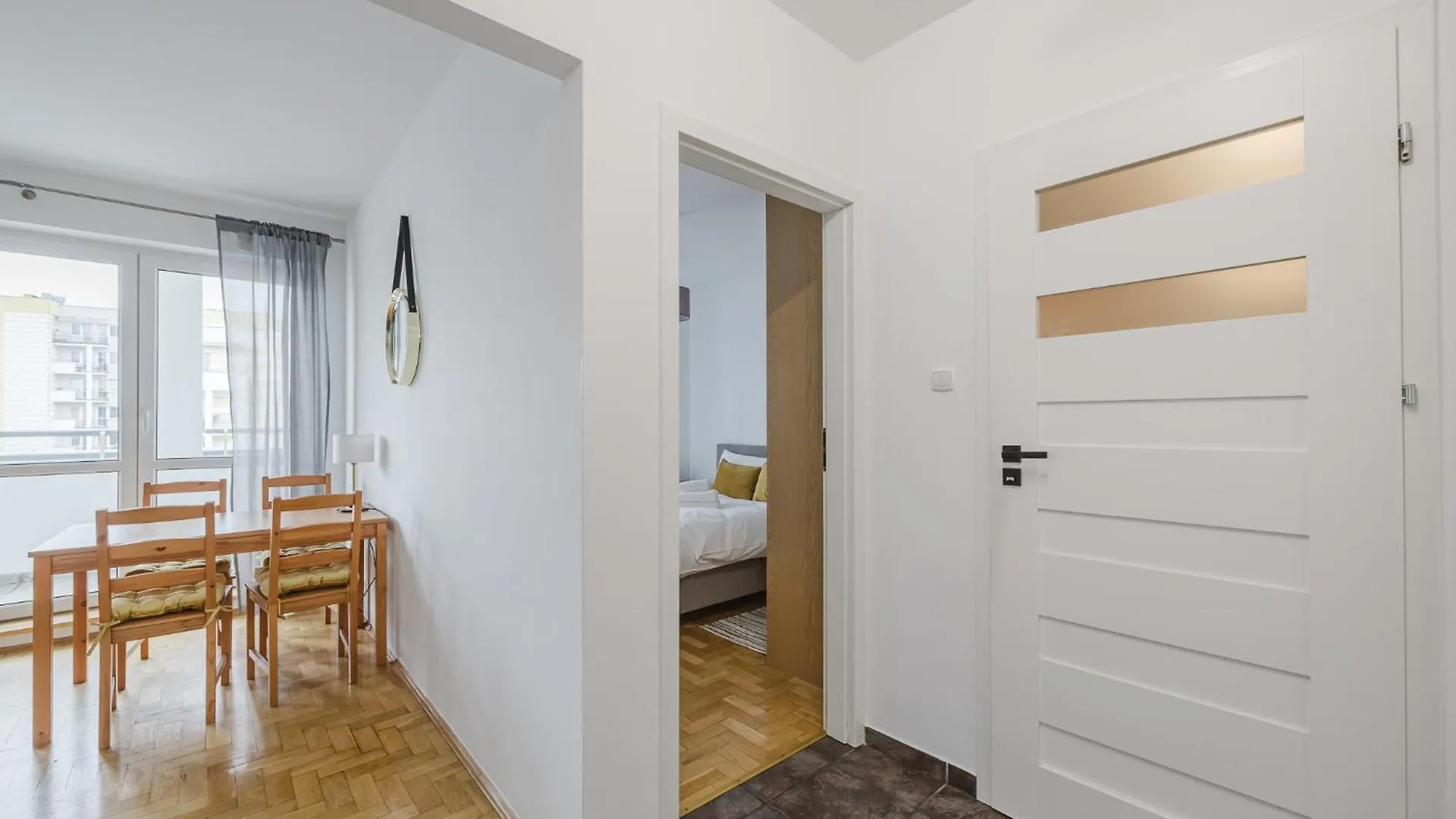 Katowicka Comfort Apartment By Bookinghost Poznań Polen