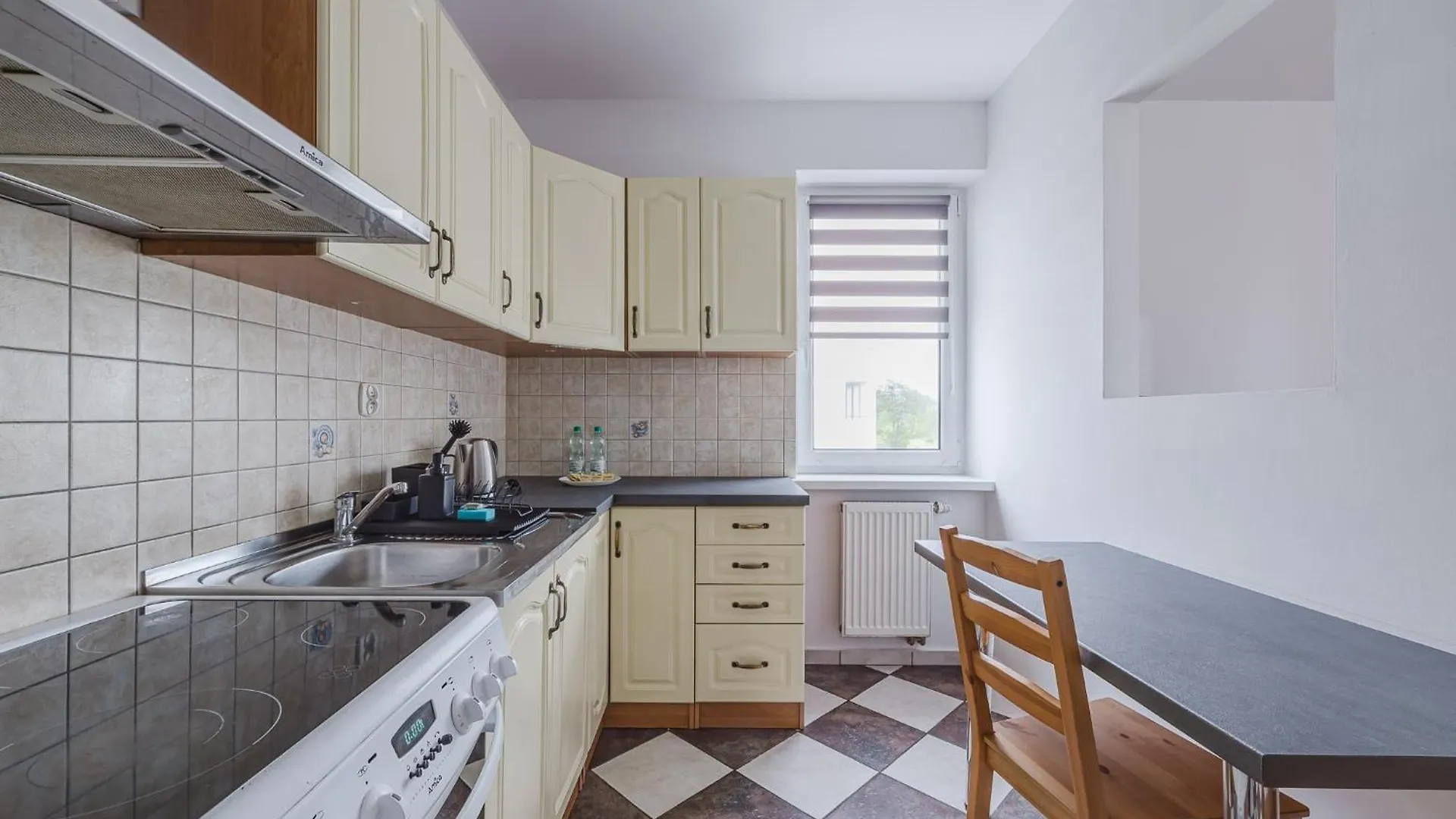 Katowicka Comfort Apartment By Bookinghost Poznań